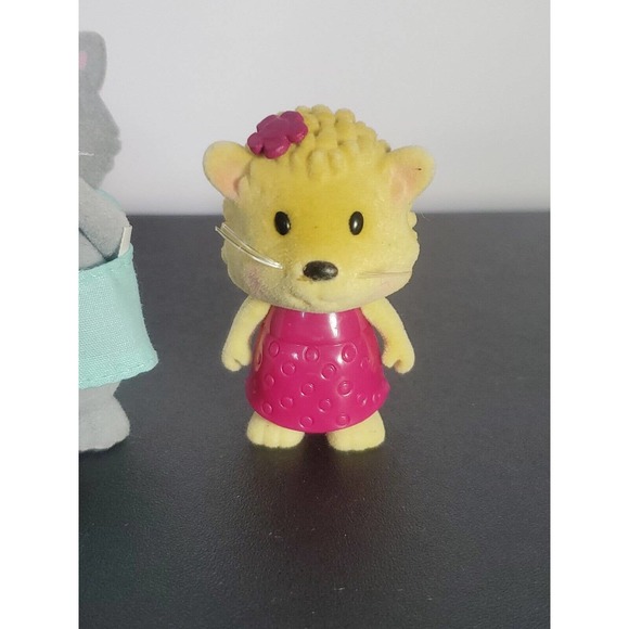 Lil Woodzeez Assorted Figures: Rabbit, Cat, Chipmunk, and Hedgehog LOT of 4 - Picture 5 of 5